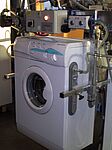 Vakuumheber der Firma AERO-LIFT in der Elektrobranche fuer Waschmaschinen Kastengreifer